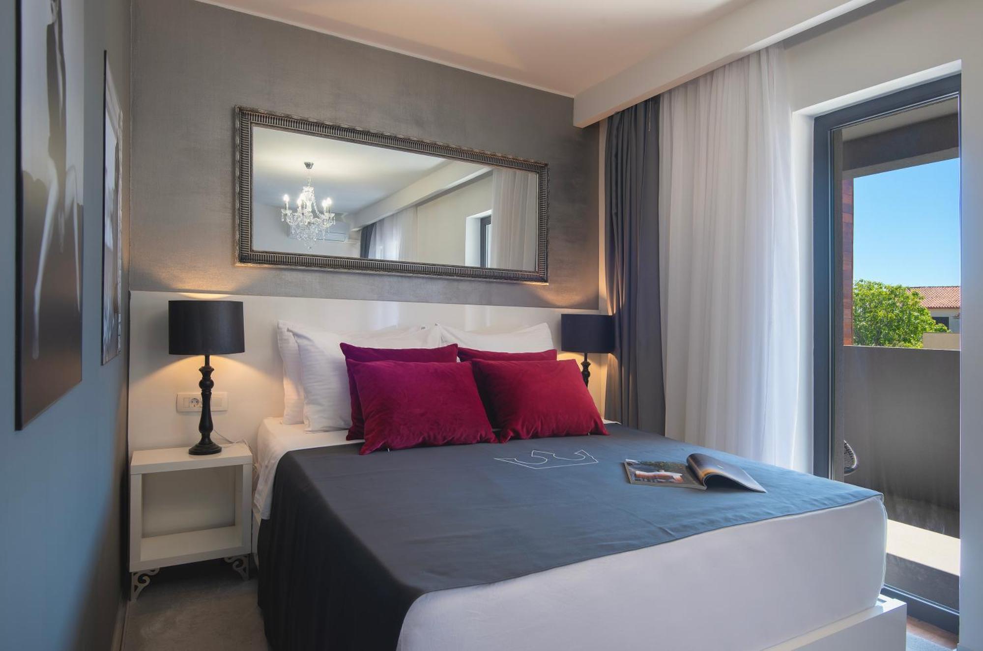 Boutique Hotel Chevalier By Bura Hotels - Adults Only Medulin Exterior photo