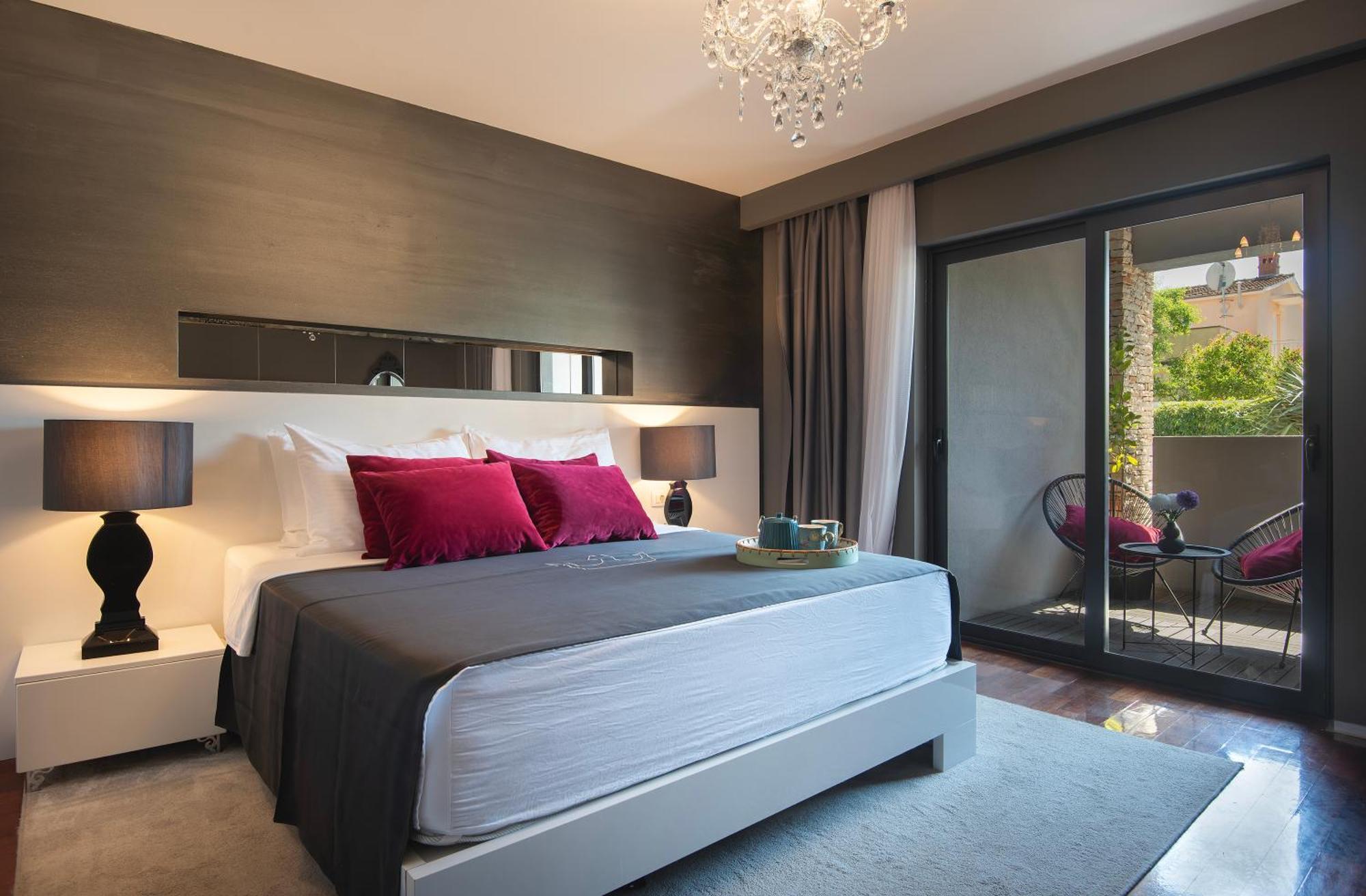 Boutique Hotel Chevalier By Bura Hotels - Adults Only Medulin Exterior photo