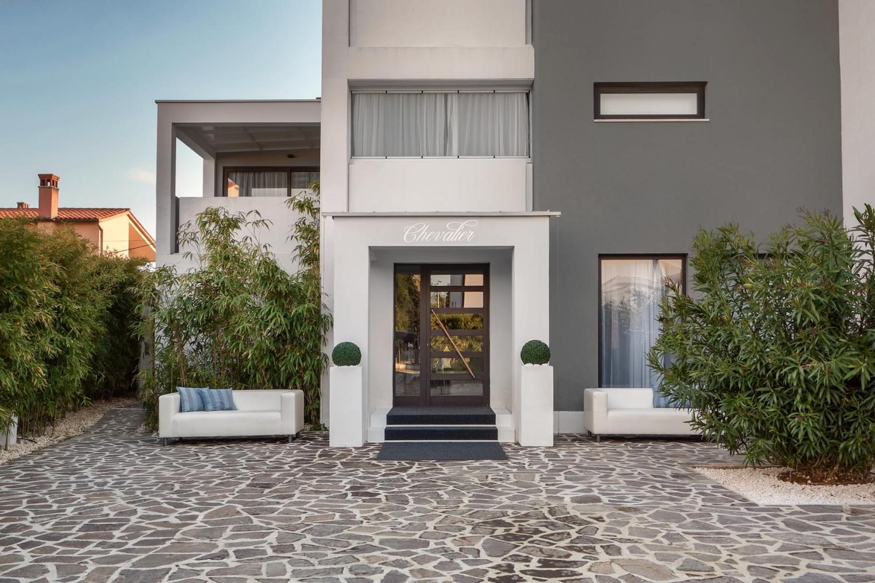 Boutique Hotel Chevalier By Bura Hotels - Adults Only Medulin Exterior photo